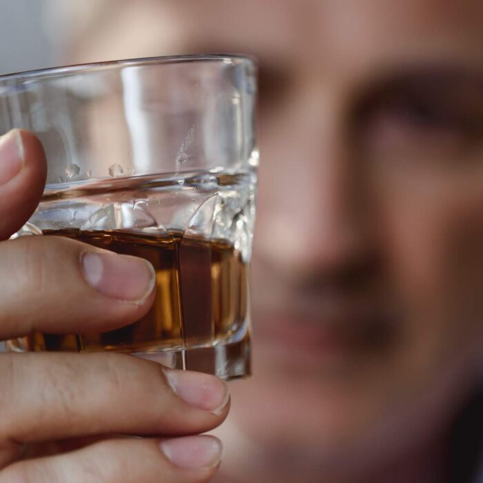 can alcoholism lead to dementia